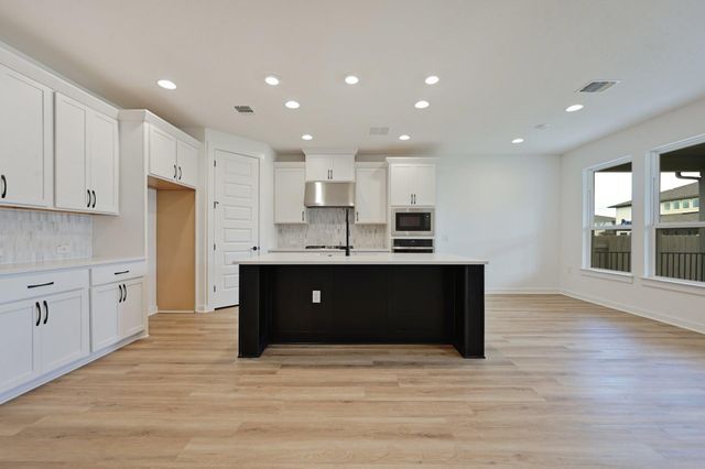 7712 Boyd Haven DR, Austin, TX 78744