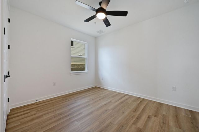 7712 Boyd Haven DR, Austin, TX 78744