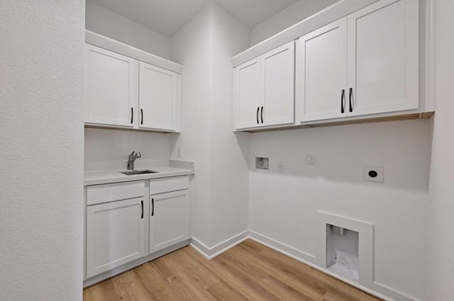 7712 Boyd Haven DR, Austin, TX 78744