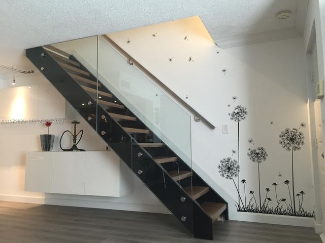 665 NW 85th Pl 10-202, Miami, FL 33126