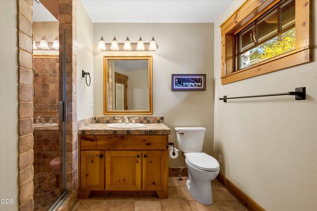 56740 Nest Pine Drive, Bend, OR 97707