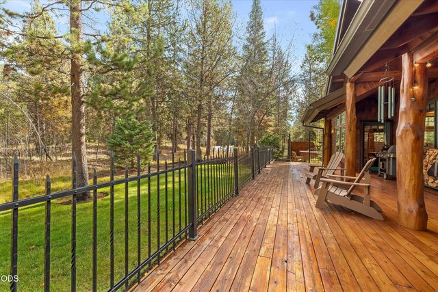 56740 Nest Pine Drive, Bend, OR 97707