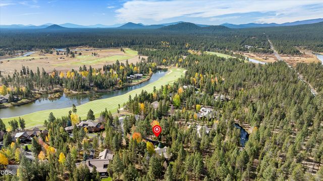 56740 Nest Pine Drive, Bend, OR 97707