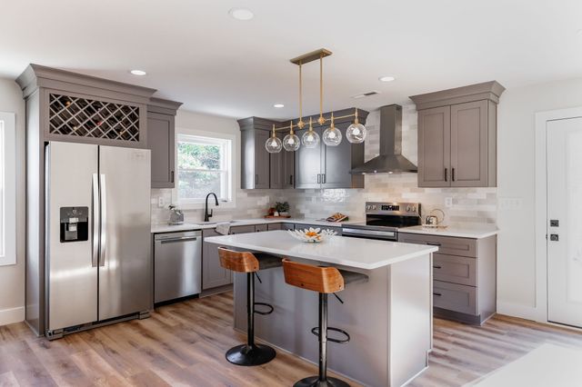 1014 Holly Dr, Ashland City, TN 37015