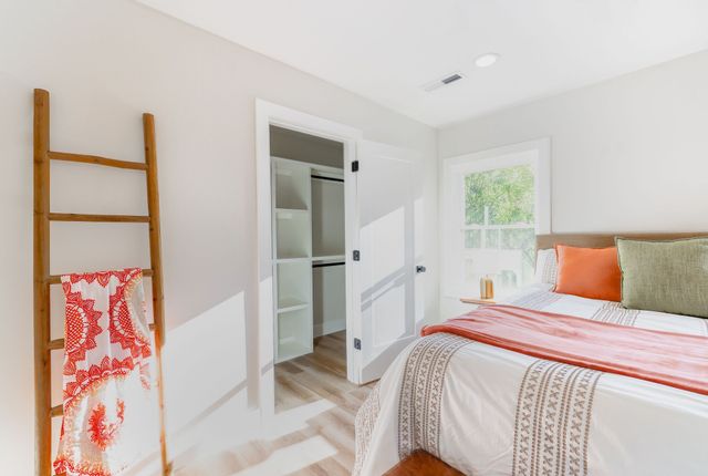 1014 Holly Dr, Ashland City, TN 37015