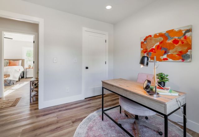 1014 Holly Dr, Ashland City, TN 37015