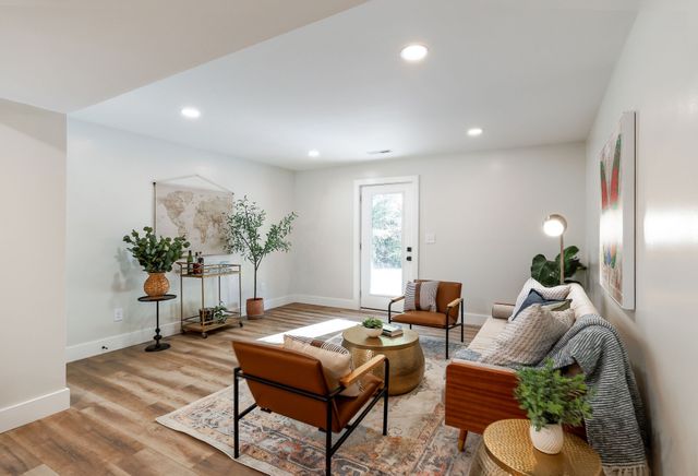 1014 Holly Dr, Ashland City, TN 37015