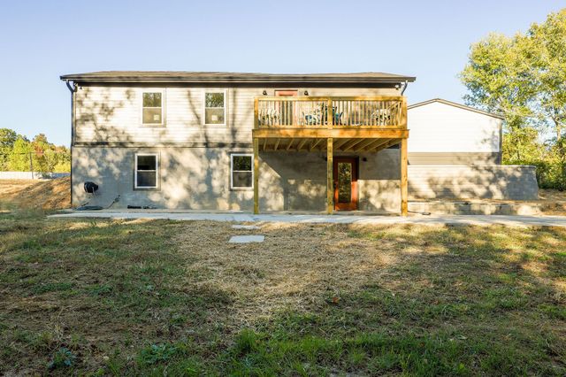 1014 Holly Dr, Ashland City, TN 37015