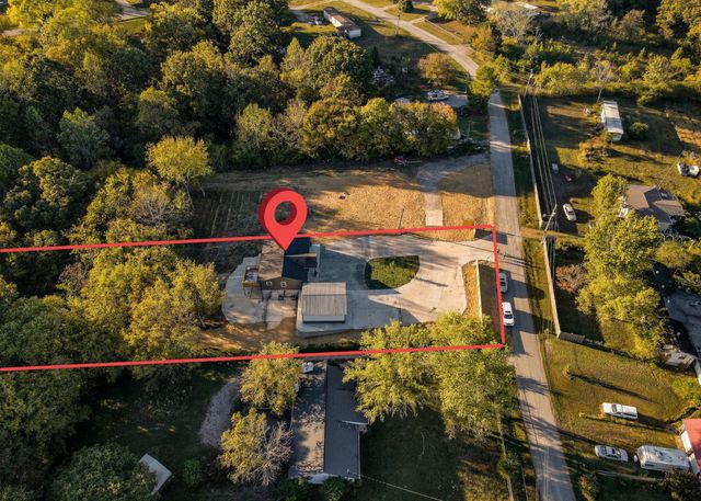 1014 Holly Dr, Ashland City, TN 37015