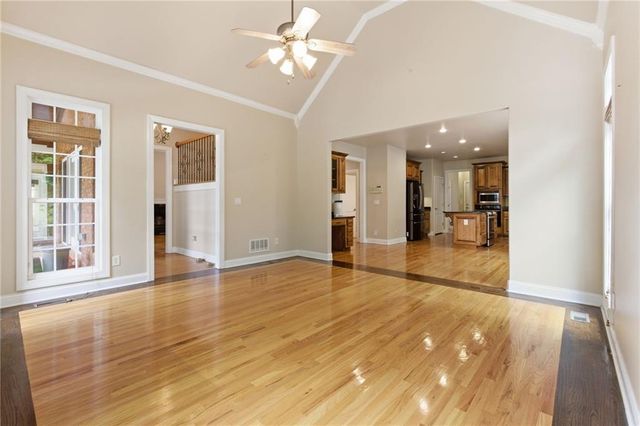 1085 Eagles Brooke Drive, Locust Grove, GA 30248