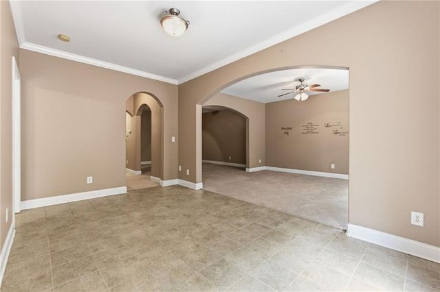 1085 Eagles Brooke Drive, Locust Grove, GA 30248
