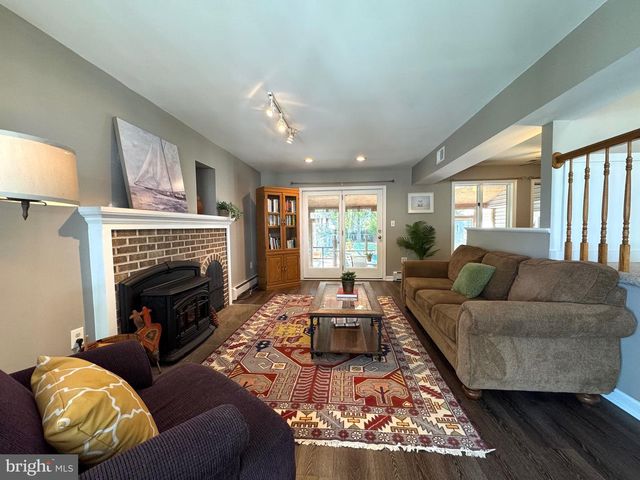 211 QUEEN ANNE RD, Stevensville, MD 21666