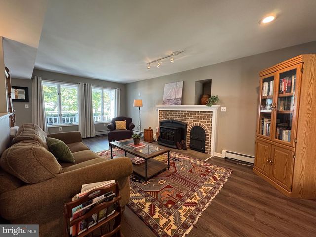 211 QUEEN ANNE RD, Stevensville, MD 21666