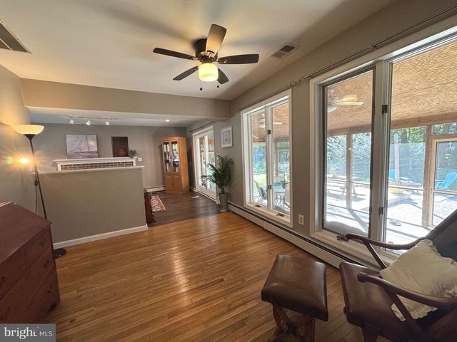 211 QUEEN ANNE RD, Stevensville, MD 21666