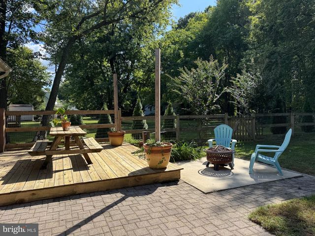 211 QUEEN ANNE RD, Stevensville, MD 21666