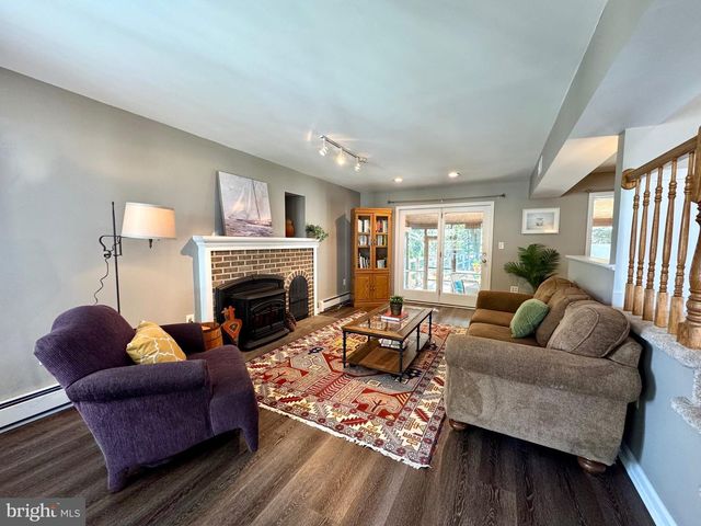 211 QUEEN ANNE RD, Stevensville, MD 21666