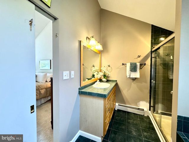 211 QUEEN ANNE RD, Stevensville, MD 21666