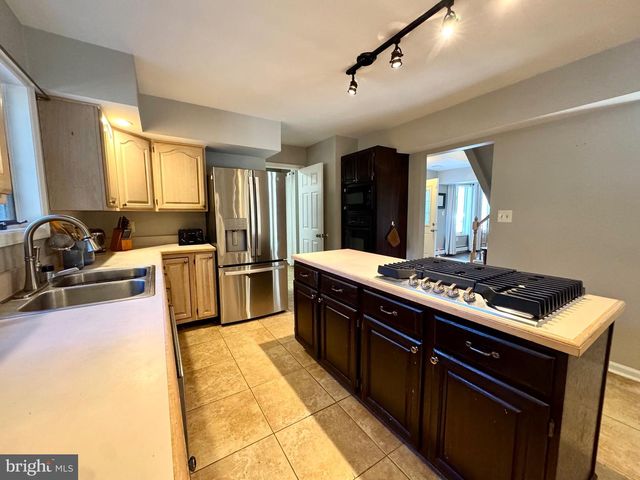 211 QUEEN ANNE RD, Stevensville, MD 21666