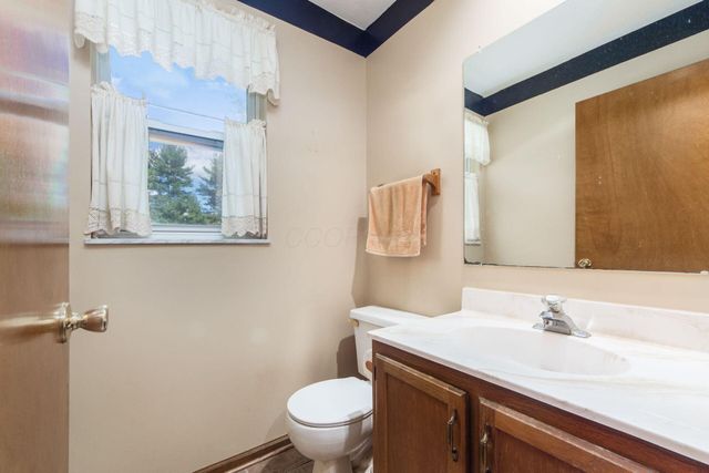 7320 Rinnert Avenue, Blacklick, OH 43004