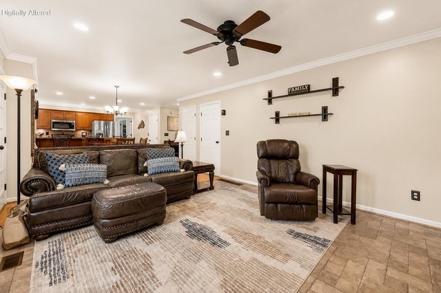 1445 Corona Drive, Lexington, KY 40514