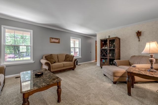 1445 Corona Drive, Lexington, KY 40514
