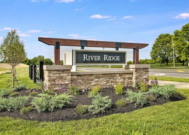 206 Vine Grove Drive, Circleville, OH 43113