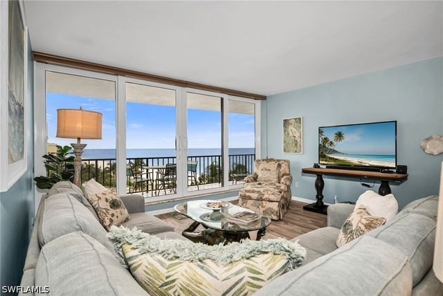 4001 Gulf Shore BLVD N 507, Naples, FL 34103
