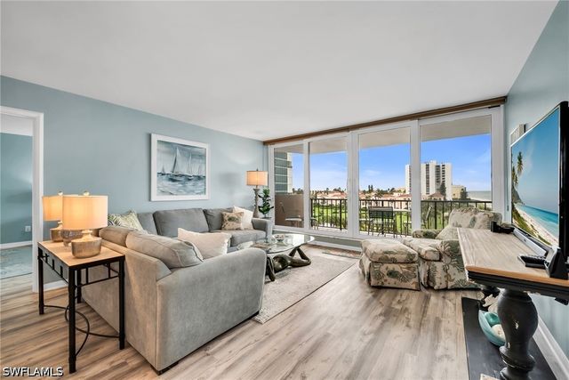 4001 Gulf Shore BLVD N 507, Naples, FL 34103