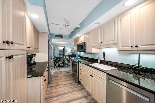 4001 Gulf Shore BLVD N 507, Naples, FL 34103