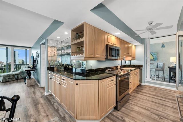 4001 Gulf Shore BLVD N 507, Naples, FL 34103