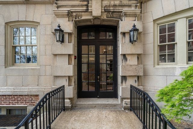 986 Memorial Drive 104, Cambridge, MA 02138