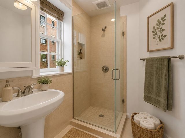 986 Memorial Drive 104, Cambridge, MA 02138