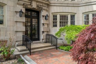 986 Memorial Drive 104, Cambridge, MA 02138