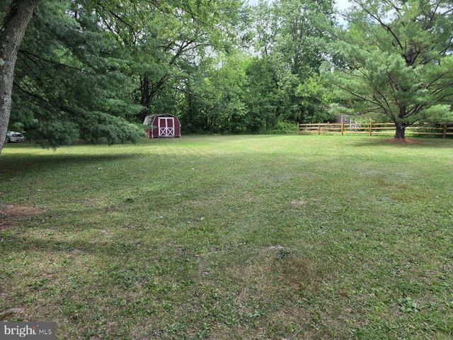 40 MONOCACY RD, Birdsboro, PA 19508