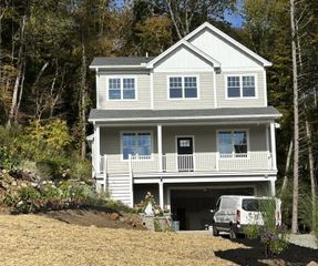 175 Hollow Swamp Road, Southbury, CT 06488