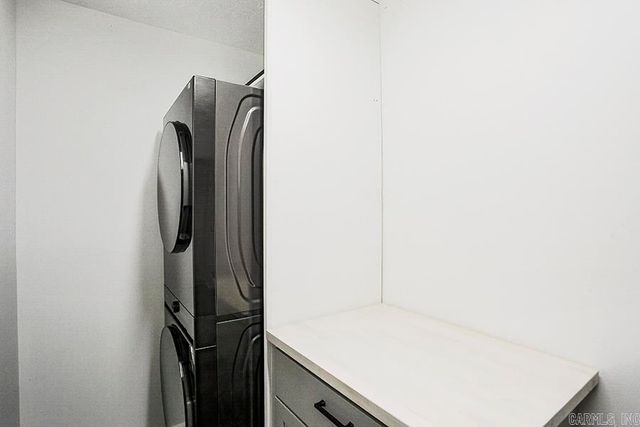 8 Garden Oaks Drive, Maumelle, AR 72113