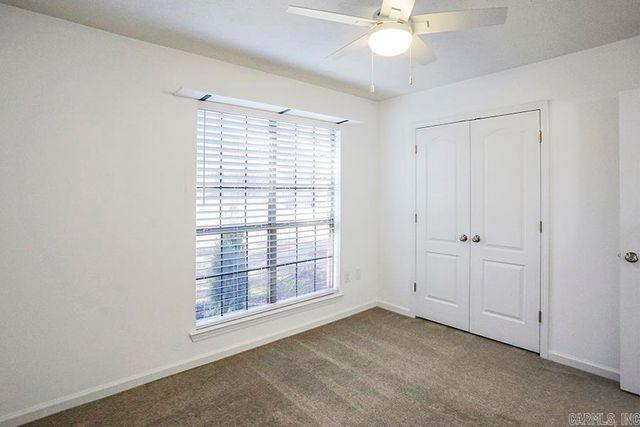 8 Garden Oaks Drive, Maumelle, AR 72113