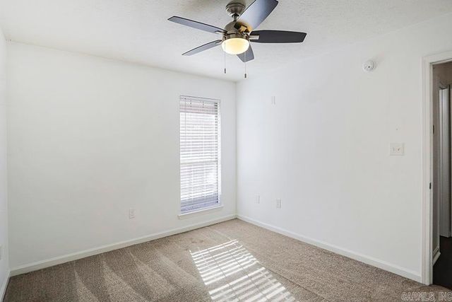 8 Garden Oaks Drive, Maumelle, AR 72113