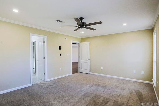 8 Garden Oaks Drive, Maumelle, AR 72113