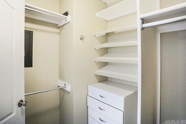 8 Garden Oaks Drive, Maumelle, AR 72113