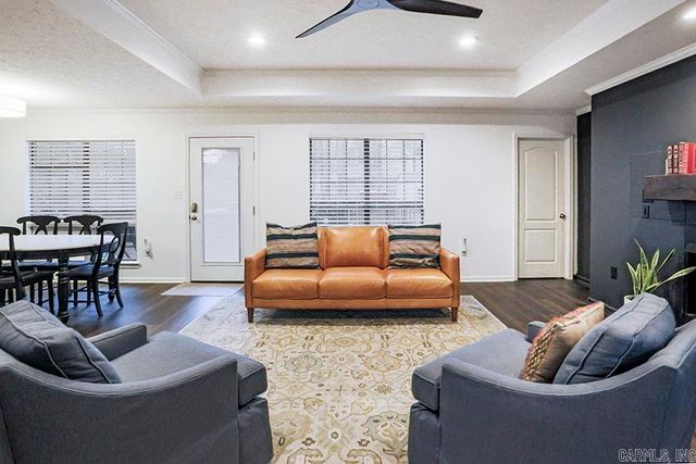 8 Garden Oaks Drive, Maumelle, AR 72113