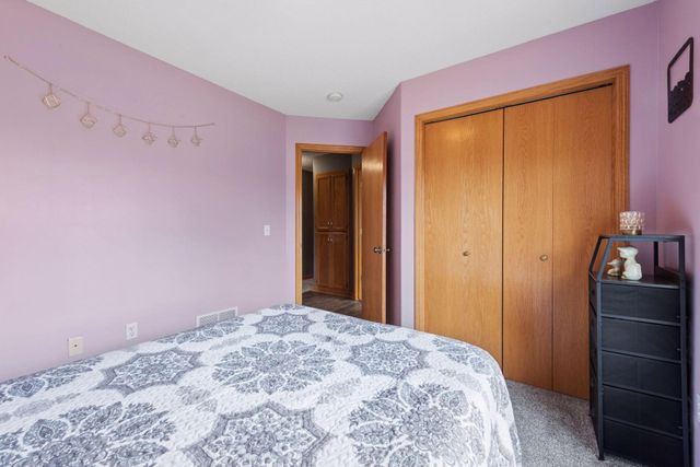 617 Highland Circle, Circle Pines, MN 55014