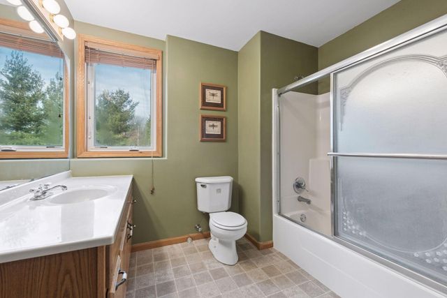 617 Highland Circle, Circle Pines, MN 55014