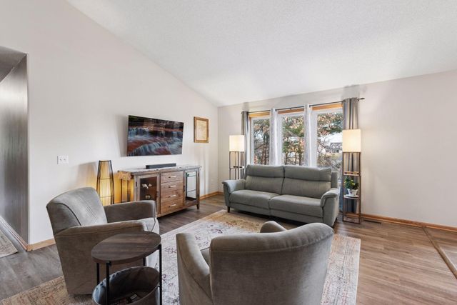 617 Highland Circle, Circle Pines, MN 55014