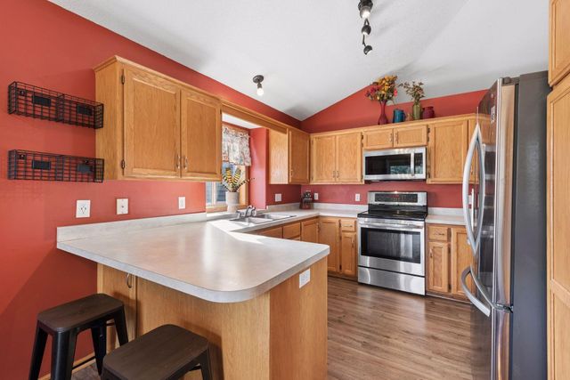 617 Highland Circle, Circle Pines, MN 55014