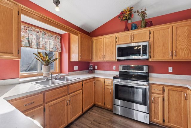 617 Highland Circle, Circle Pines, MN 55014