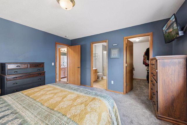 617 Highland Circle, Circle Pines, MN 55014