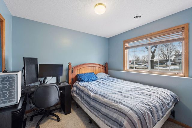 617 Highland Circle, Circle Pines, MN 55014