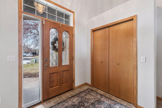 617 Highland Circle, Circle Pines, MN 55014