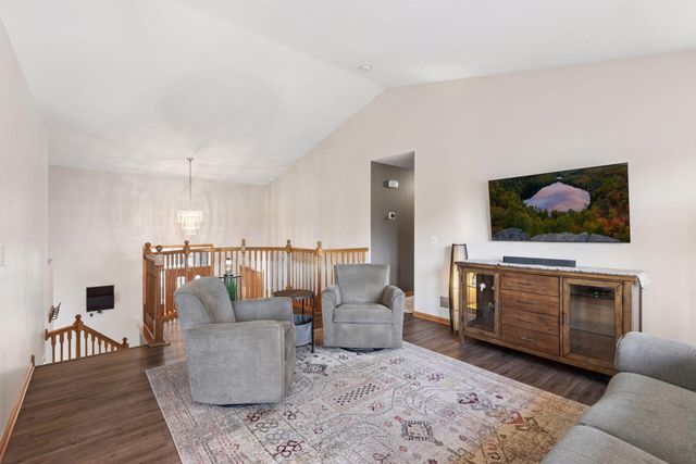 617 Highland Circle, Circle Pines, MN 55014